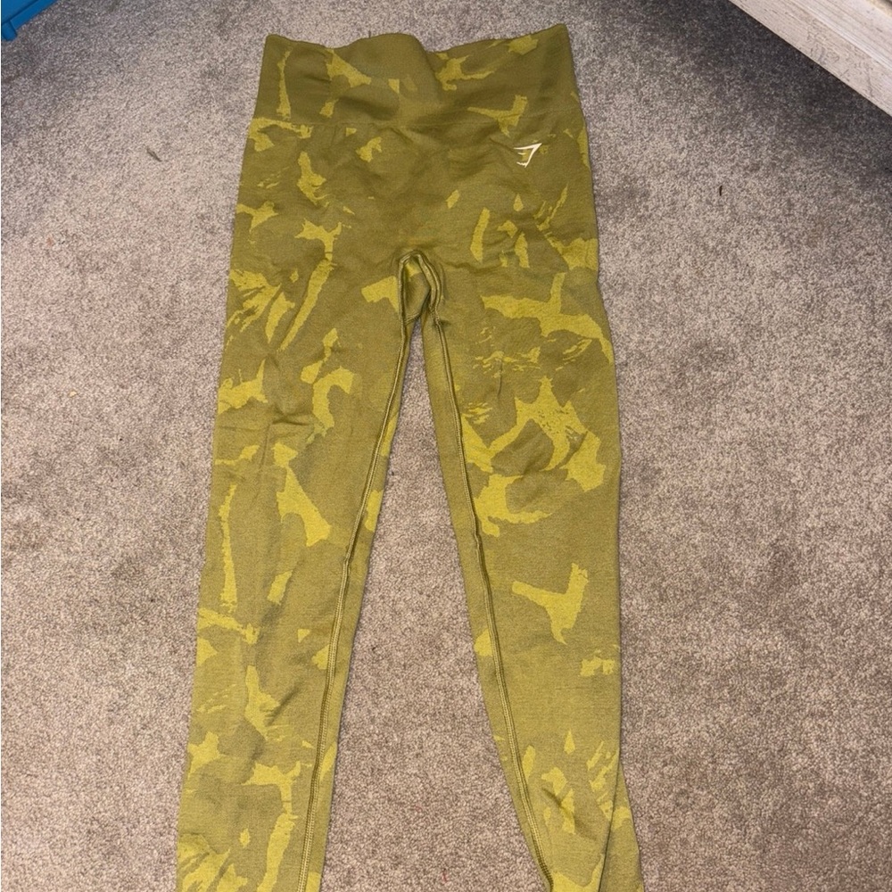 Green Gymshark leggings